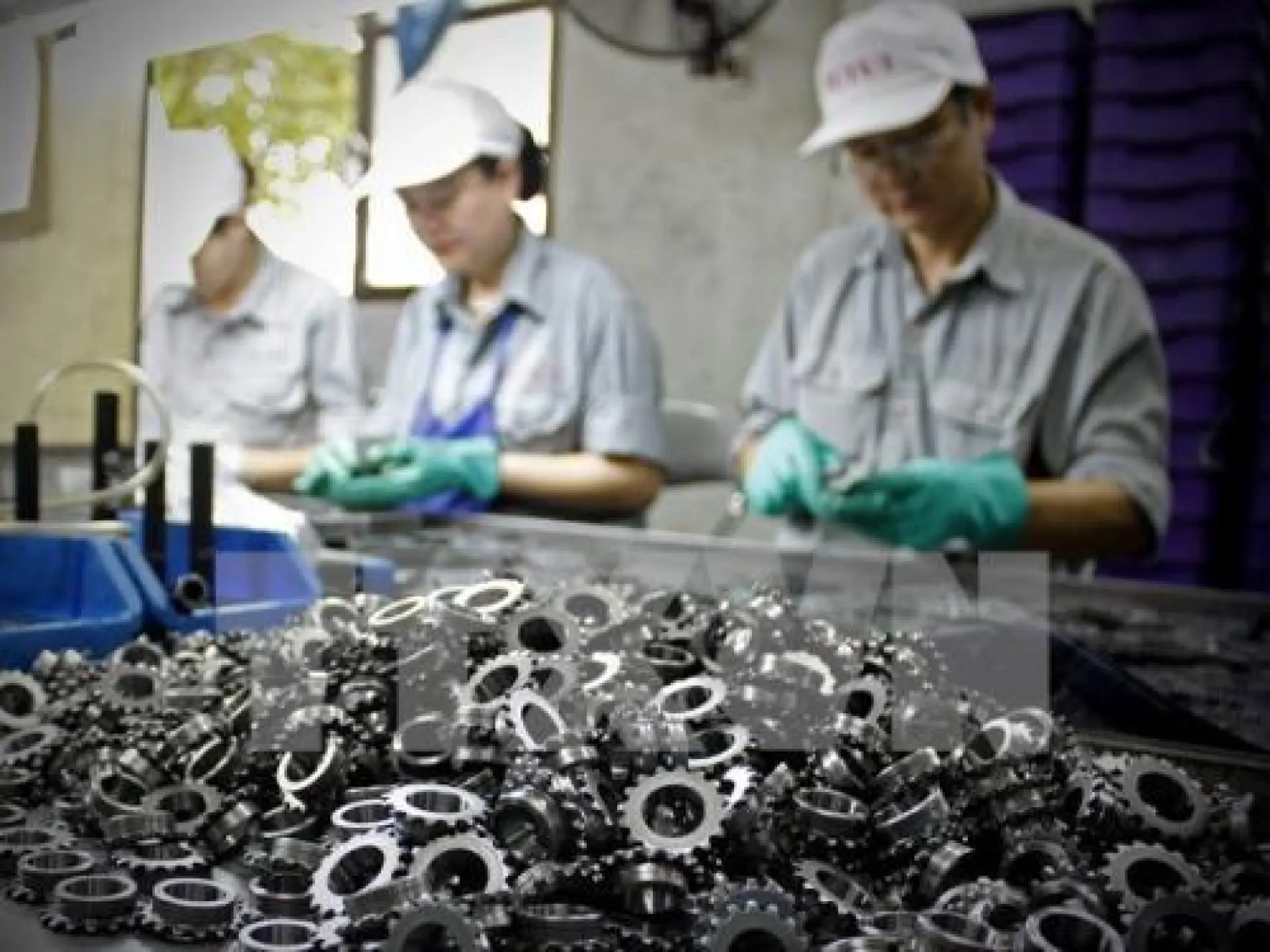 Tuyển 1 Nam sản xuất sản phẩm kim loại