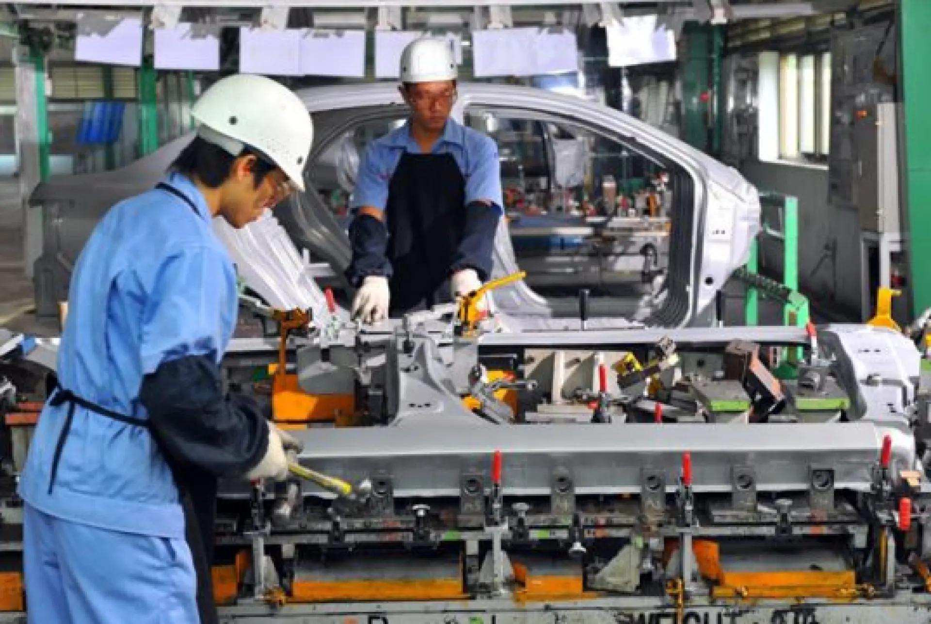 Tuyển 4 nam chế tạo kim loại tại Đào Viên